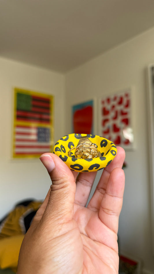 Lil' BB Cheetah dish