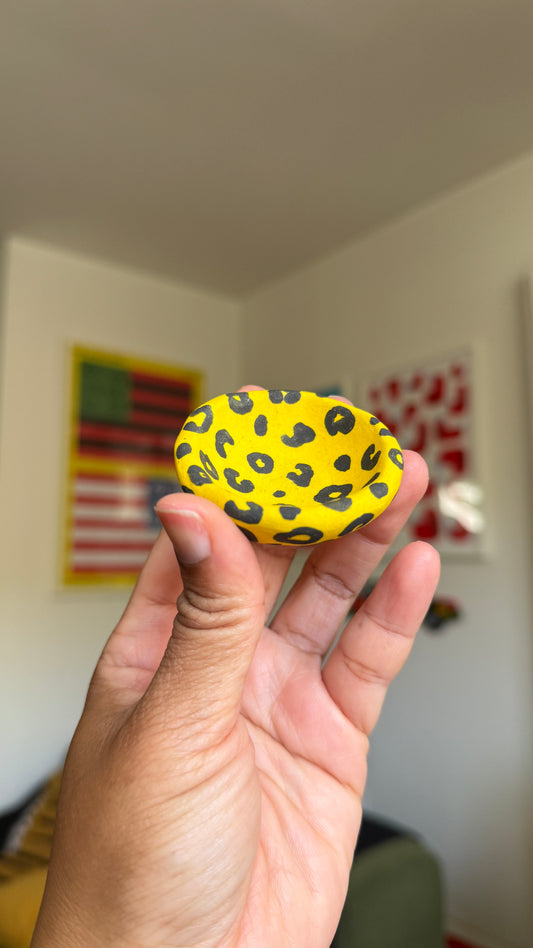 Lil' BB Cheetah dish