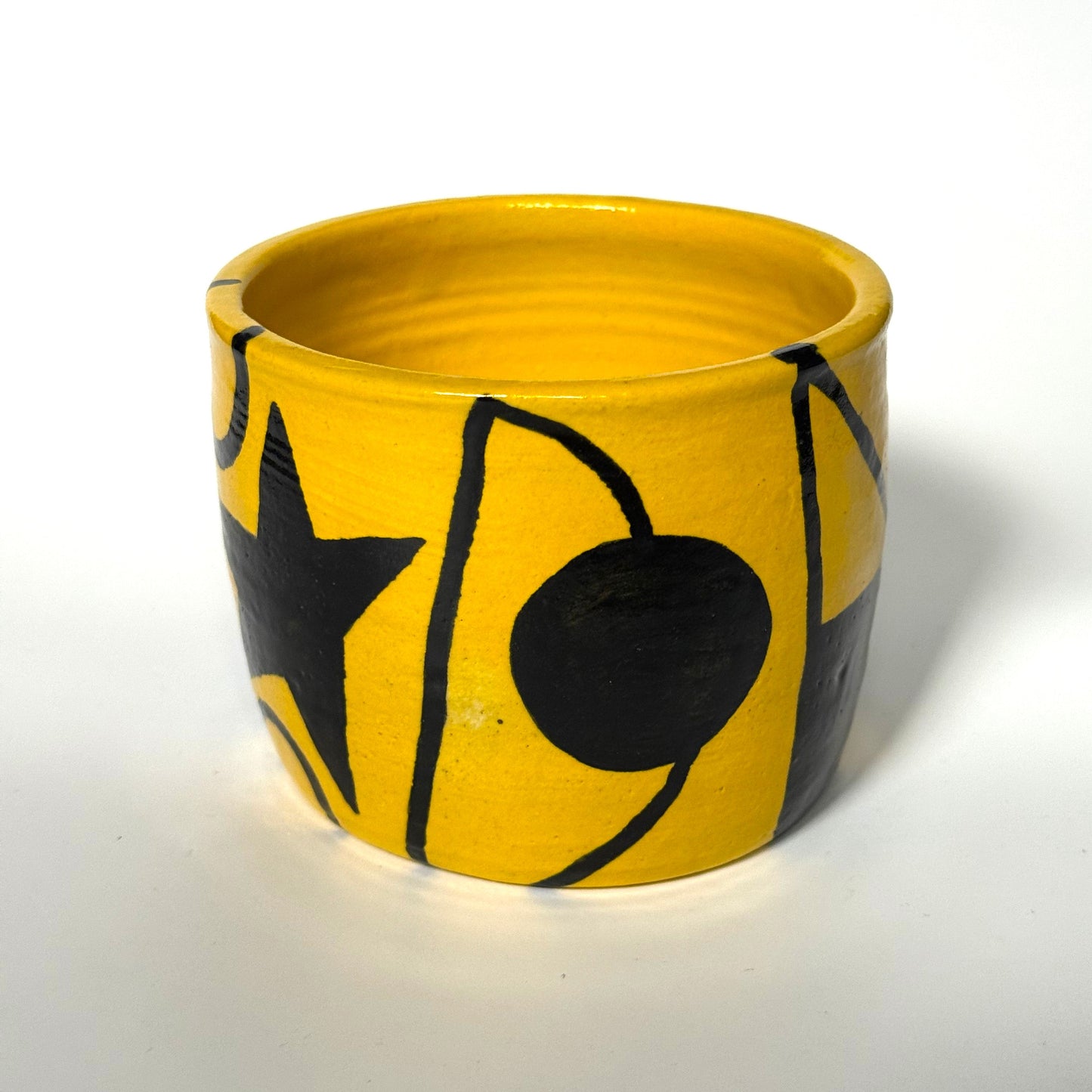 Ceramic blk n' yellow planter