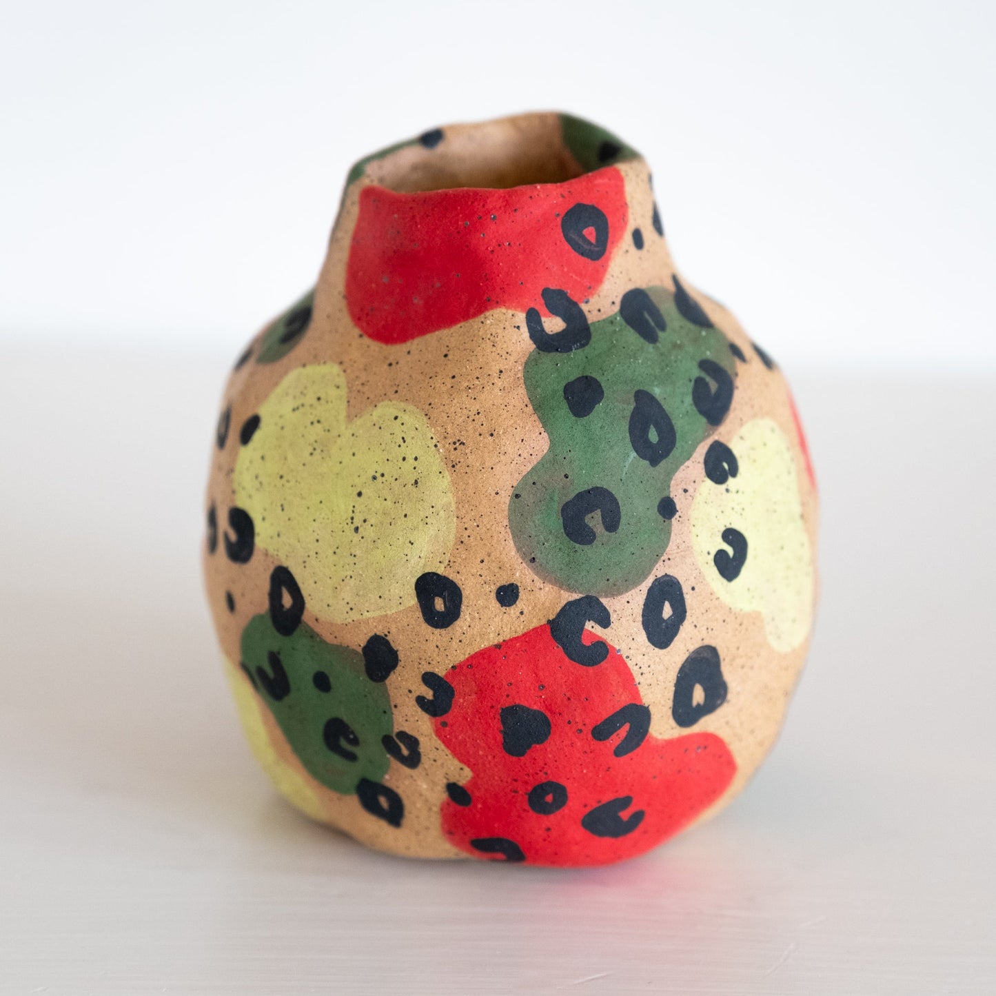 Ceramic brown cheetah budvase